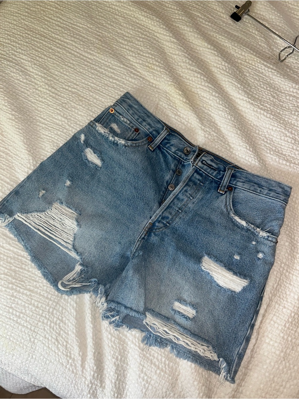 Abercrombie & Fitch Light Blue Distressed Denim Shorts - Picture 2 of 8